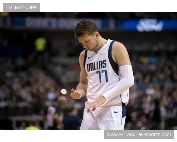 NBA独行侠依靠挡拆连续得手,空间被完全撑开